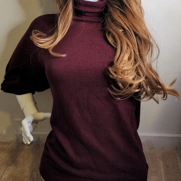 Midsleeve Turtleneck - Picture 2 of 3